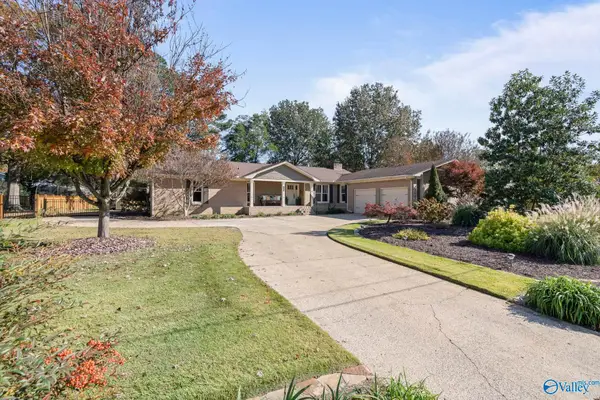 7303 Statton Drive Se, Huntsville, AL 35802