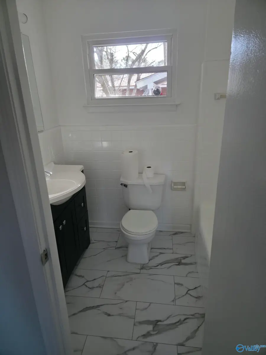 2105 La Salle Road Nw, Huntsville, AL 35810 - #3