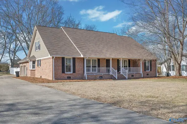 5638 Pawnee Circle, Guntersville, AL 35976