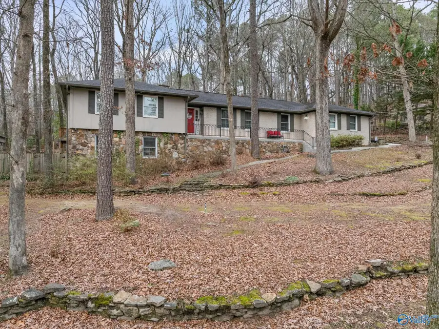 2806 Burningtree Mountain Road, Decatur, AL 35603 - Image #2