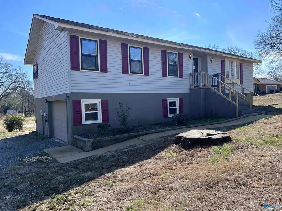 1487 Edmondson Street, Albertville, AL 35950 - #3