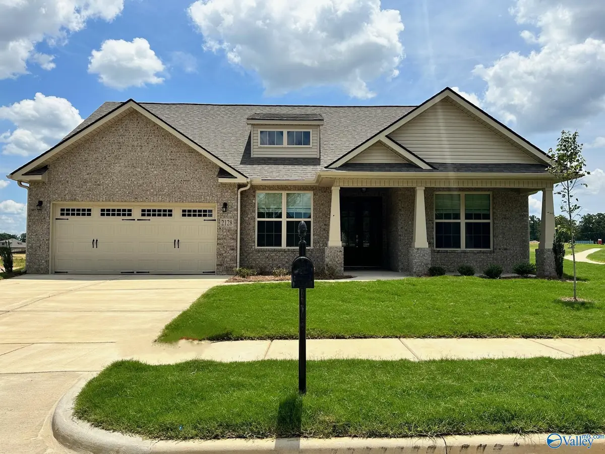 2128 Dustin Drive Ne, Cullman, AL 35058 - Image #1