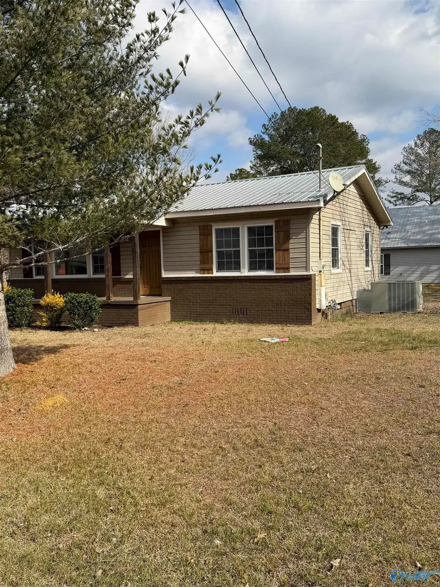 204 Covington Street, Attalla, AL 35954 - #2