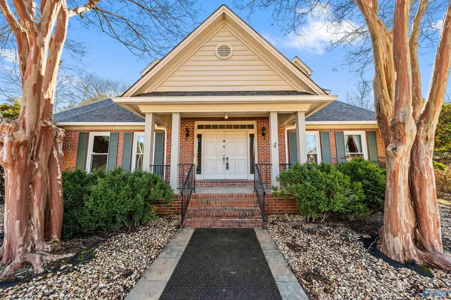 905 Whispering Pines Trail Sw, Decatur, AL 35603 - Image #2