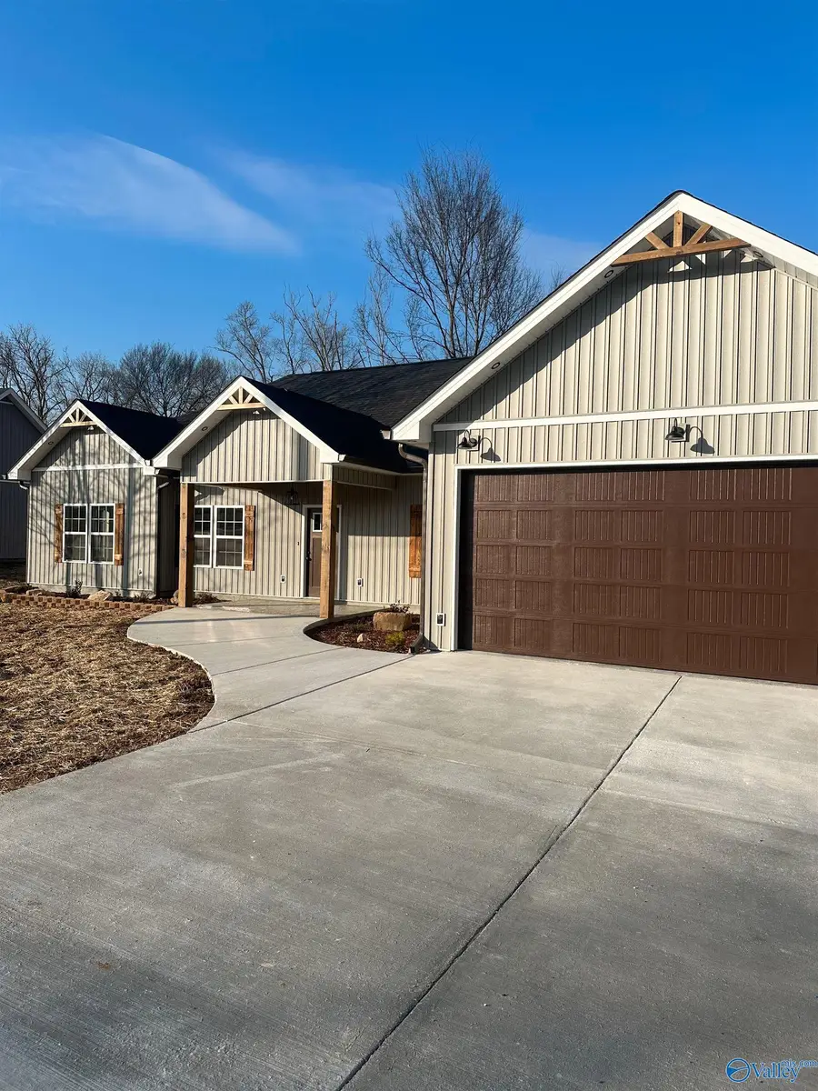 18 Paraiso Creek Drive, Albertville, AL 35950 - #2