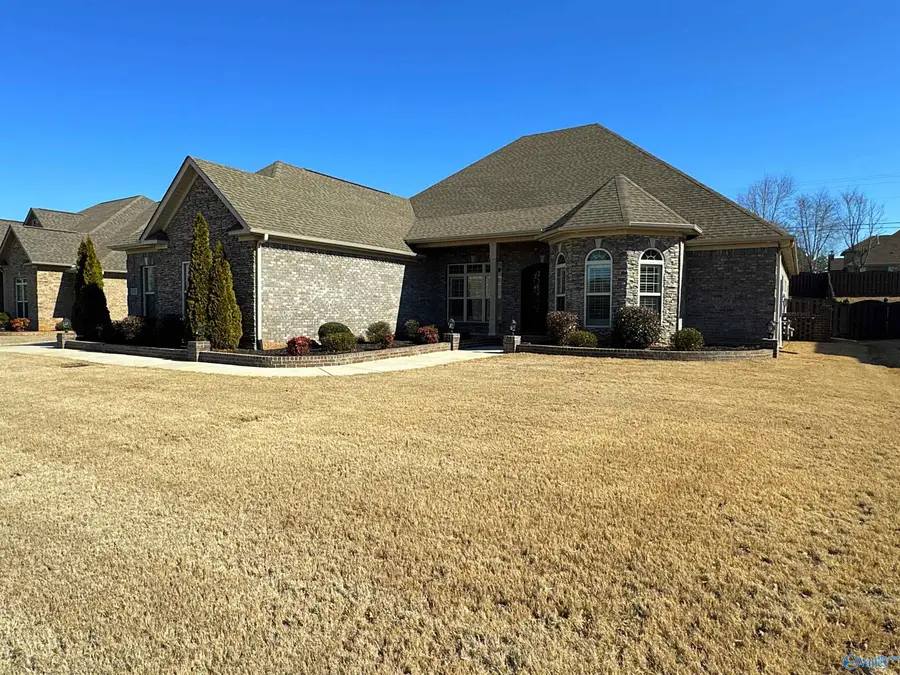 102 Shalerock Drive, Madison, AL 35756 - Image #2