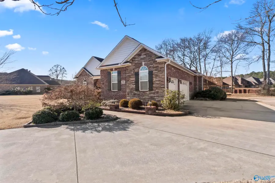 106 Buck Grass Circle, Harvest, AL 35749 - Image #2