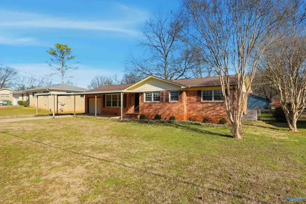 3504 Cable Street Nw, Huntsville, AL 35810