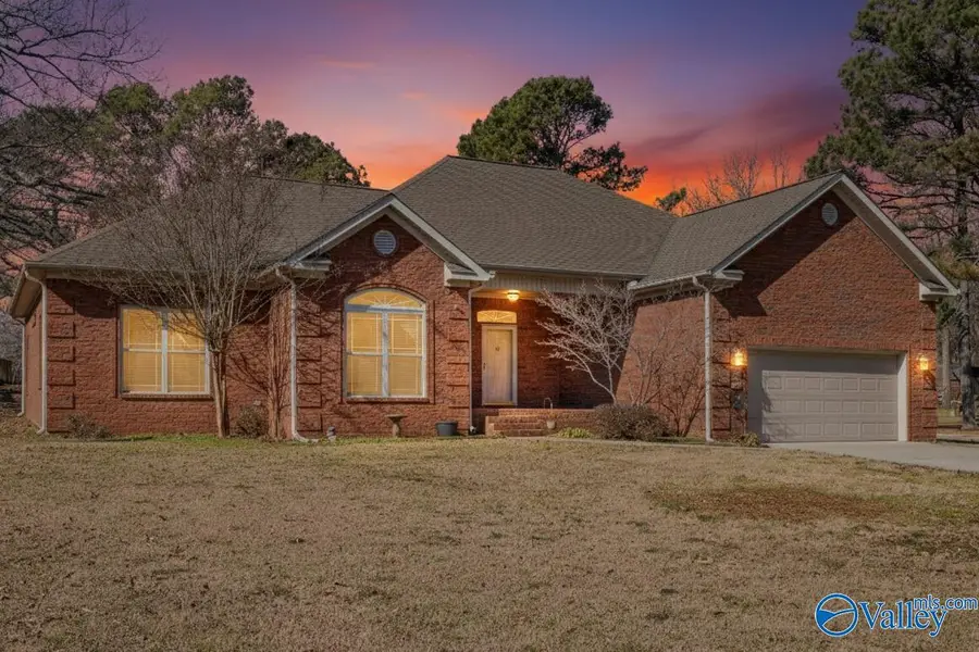 34 Sharon Avenue, Trinity, AL 35673 - #2