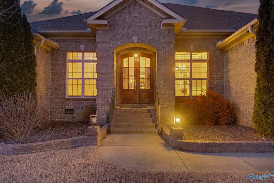 7041 Pale Dawn Place Se, Owens Cross Roads, AL 35763 - #2