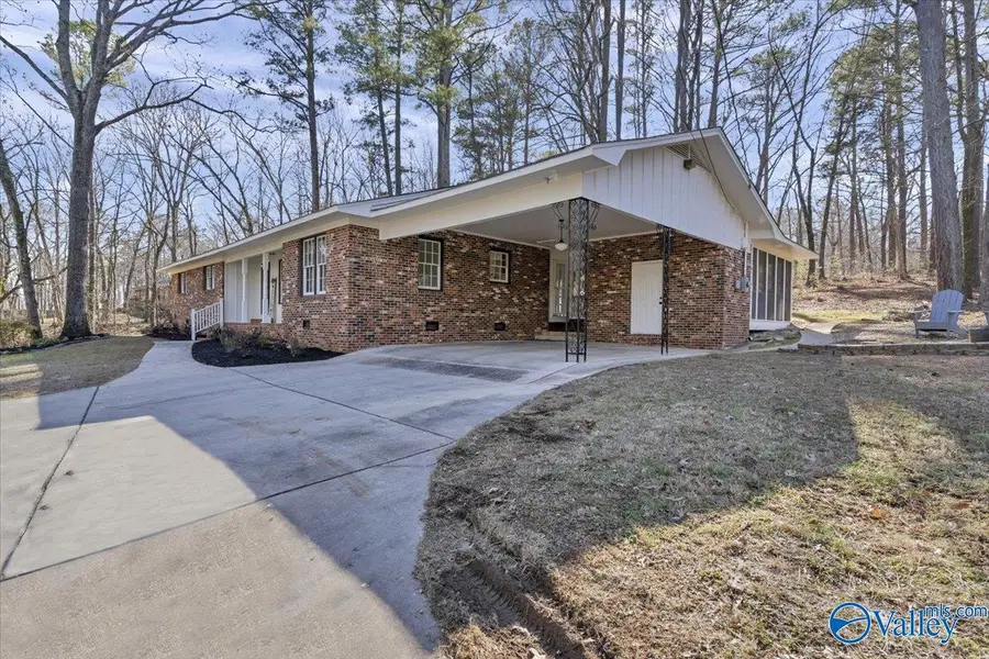 1011 SW Vestavia Drive, Decatur, AL 35603 - #3