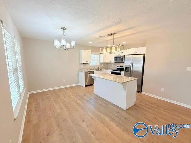 601 Windsor Street, Gadsden, AL 35903 - #2