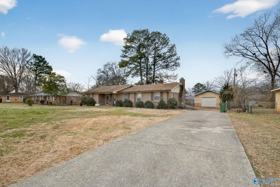 6206 NW Stratford Court, Huntsville, AL 35806 - #2