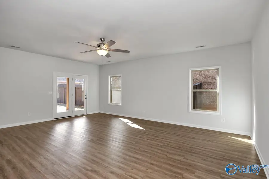 302 Holt Street, Meridianville, AL 35759 - #3