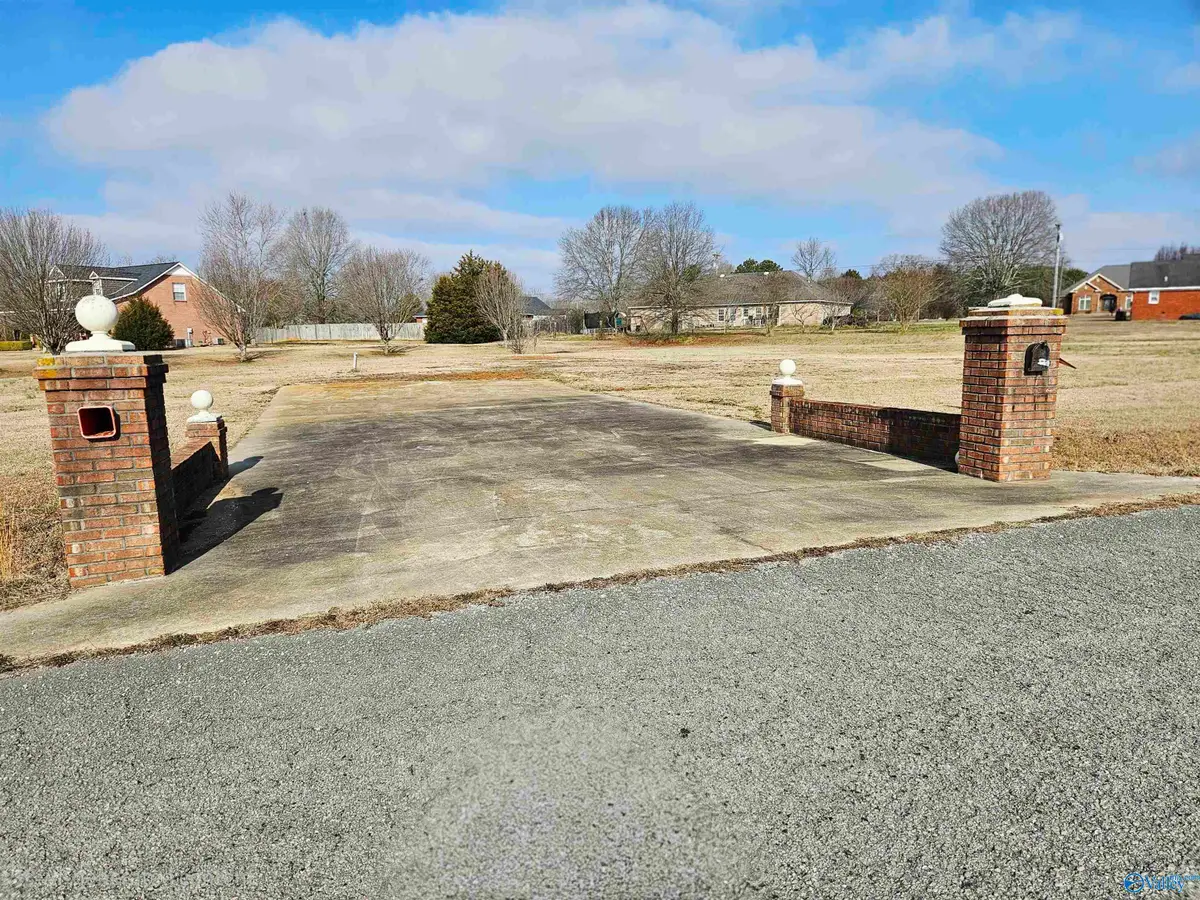 70 County Road 498, Trinity, AL 35673 - #1