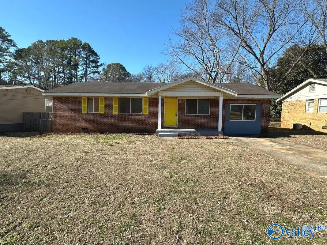 3413 Avondale Drive Nw, Huntsville, AL 35810 - #1