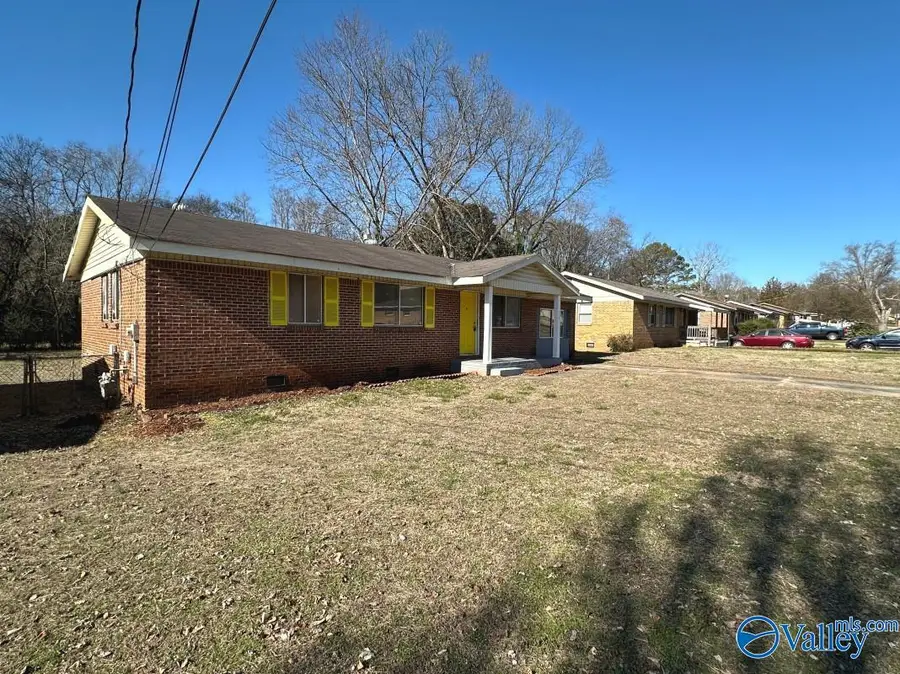 3413 Avondale Drive Nw, Huntsville, AL 35810 - #2