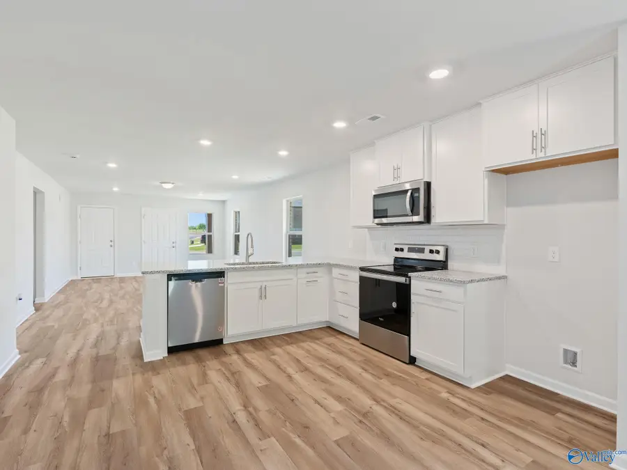 27988 Devvenshire Drive, Harvest, AL 35749 - Image #3