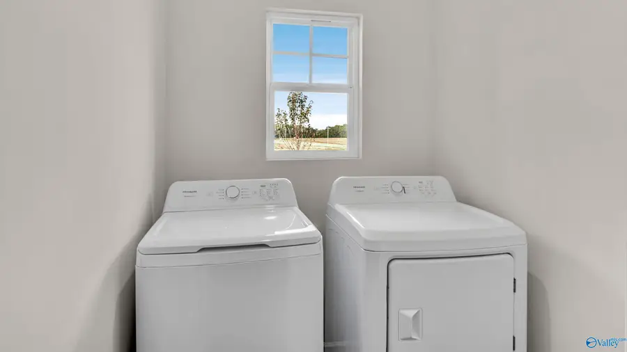 3384 Cool Springs Avenue Sw, Madison, AL 35756 - #3