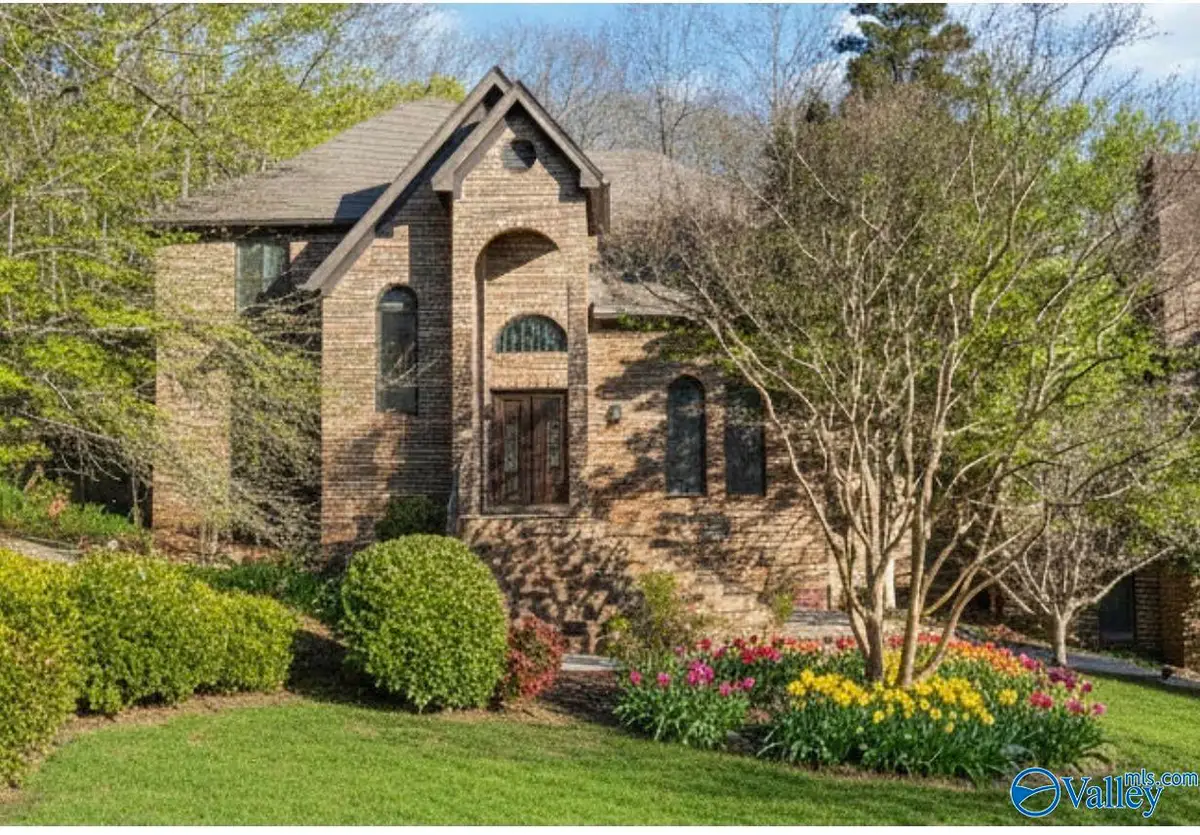 2703 Chandler Circle, Huntsville, AL 35801 - #1