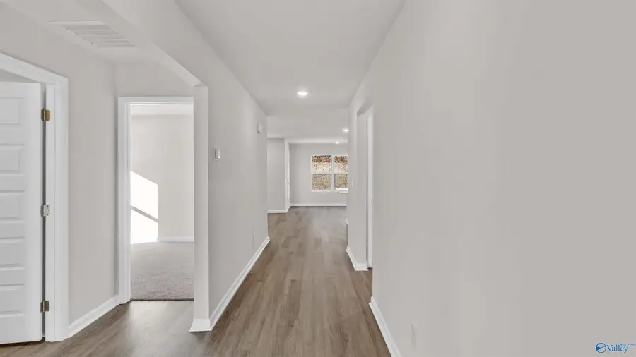 9913 Sequoyah Cove Drive Se, Owens Cross Roads, AL 35763 - #2