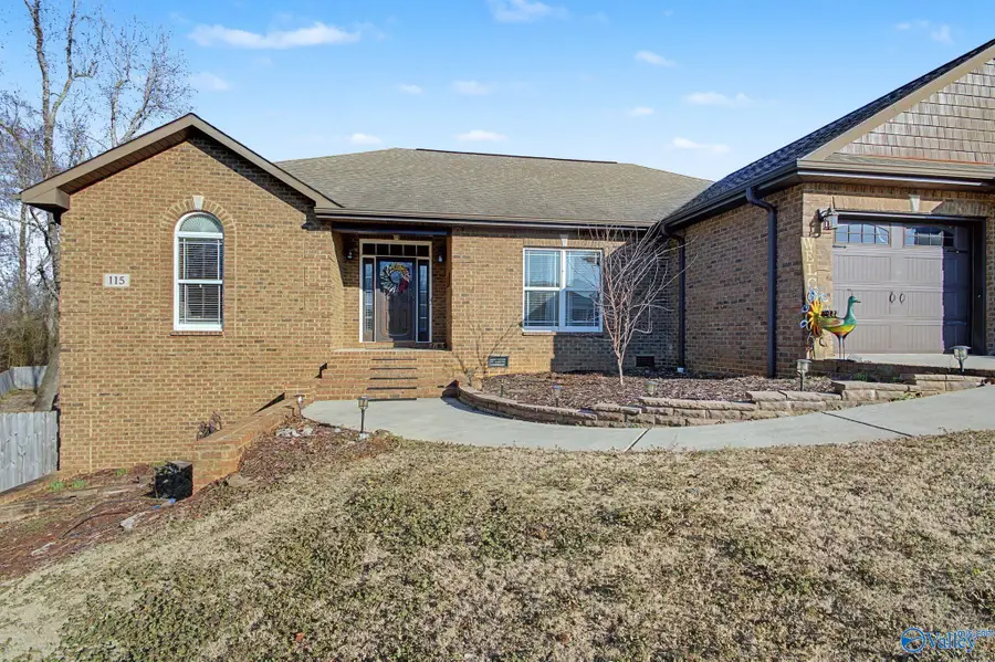 115 Grassy Bank Drive, New Market, AL 35761 - #3