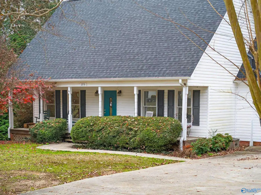 2550 W Western Hills Drive, Southside, AL 35907 - #2