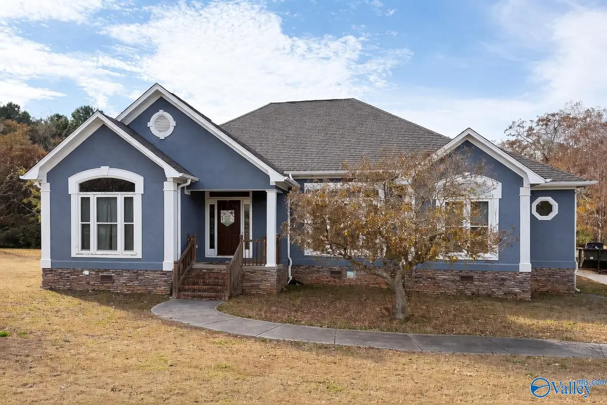 208 Wimberly Drive, Scottsboro, AL 35769 - #1