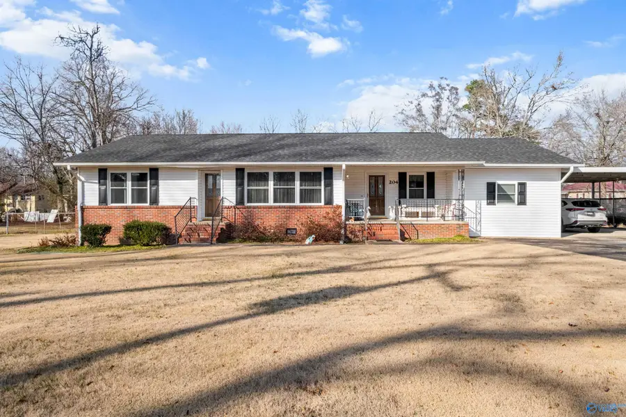 204 Maple Avenue, Boaz, AL 35957 - #2