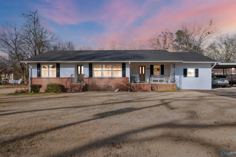 204 Maple Avenue, Boaz, AL 35957 - #3