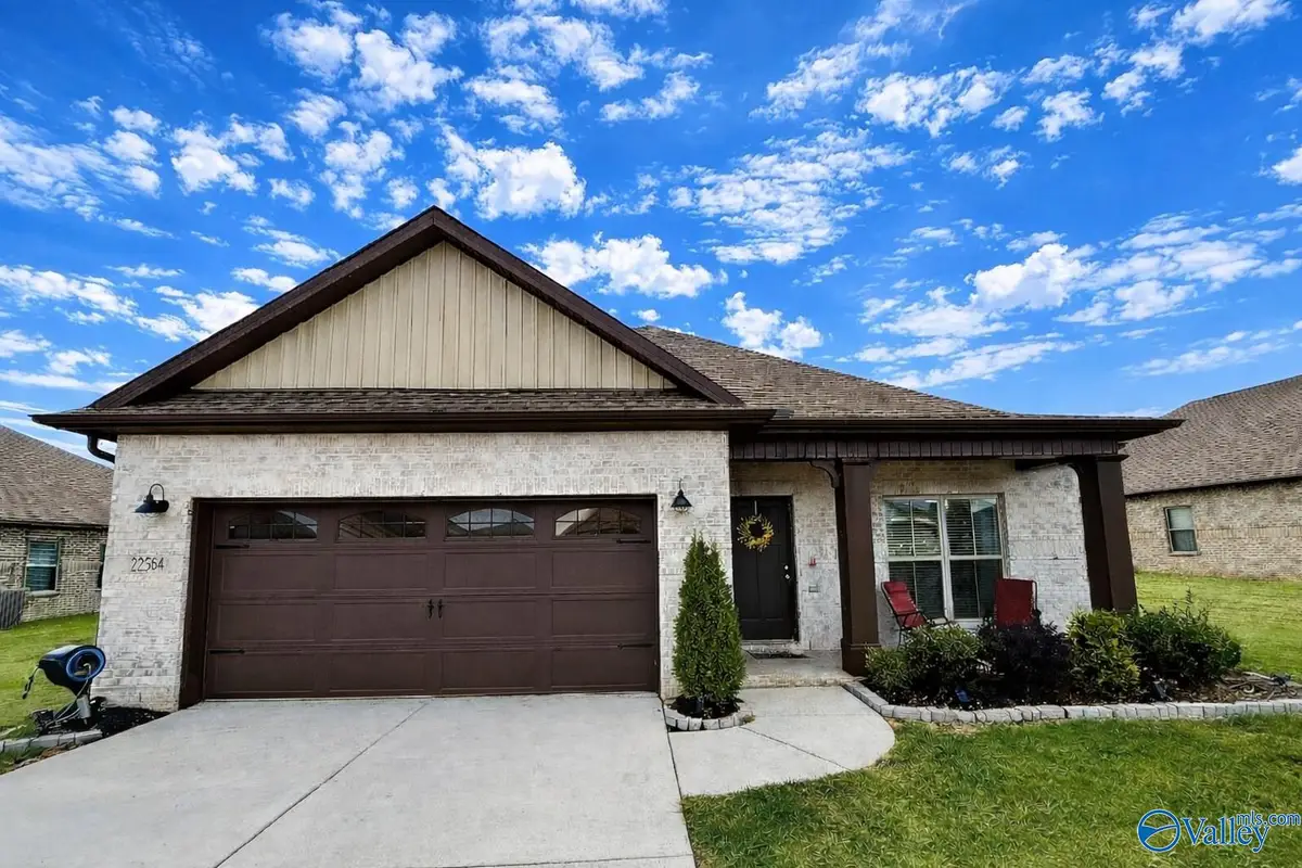 22584 Big Oak Drive, Athens, AL 35613 - Image #1