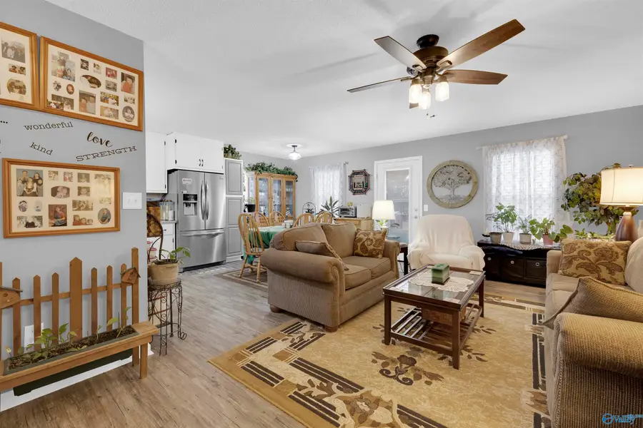 612 N Scott Avenue, Rainsville, AL 35986 - #2