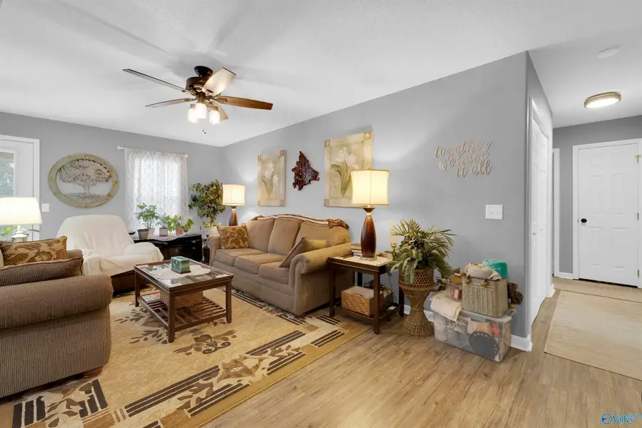 612 N Scott Avenue, Rainsville, AL 35986 - #3