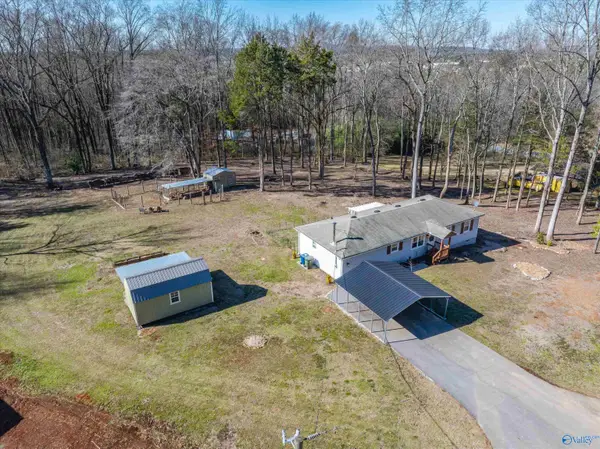 290 Cedar Crest Drive, Huntsville, AL 35806