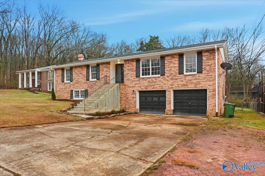 512 Bain Drive Se, Huntsville, AL 35803 - Image #2