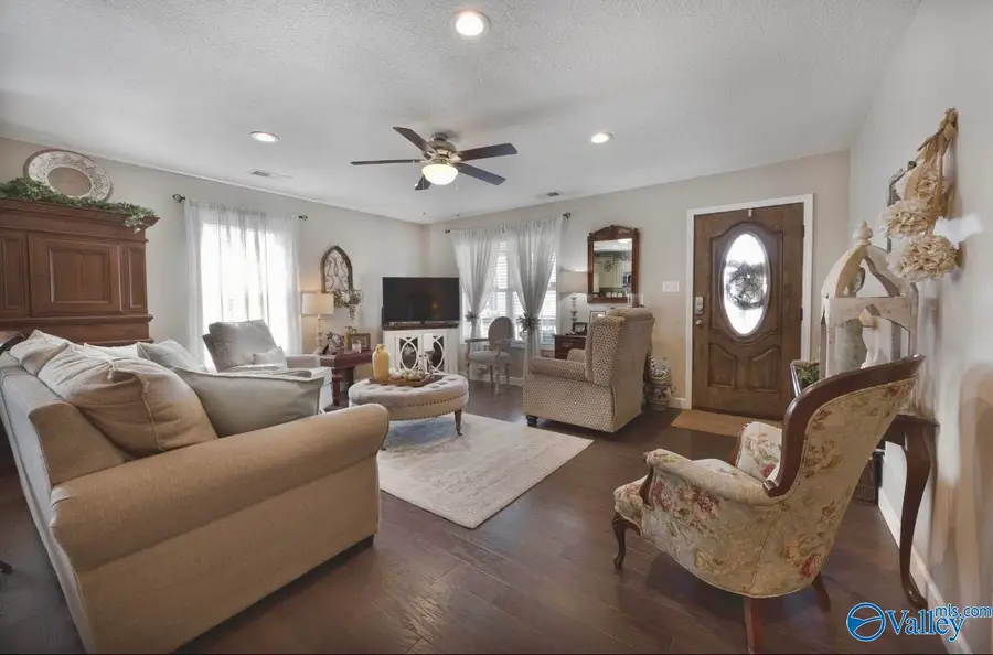 307 King Street, Centre, AL 35960 - #2