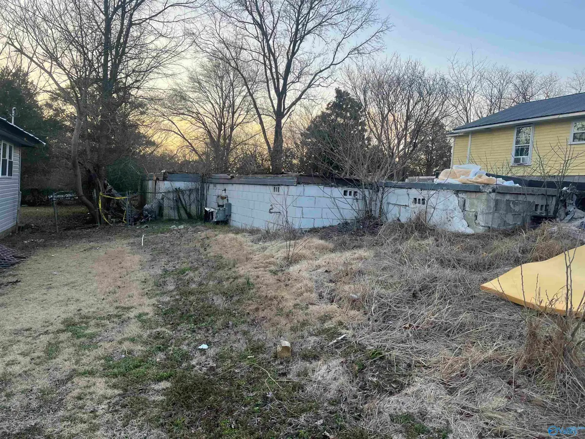 507 Chester Street, Gadsden, AL 35901 - #1