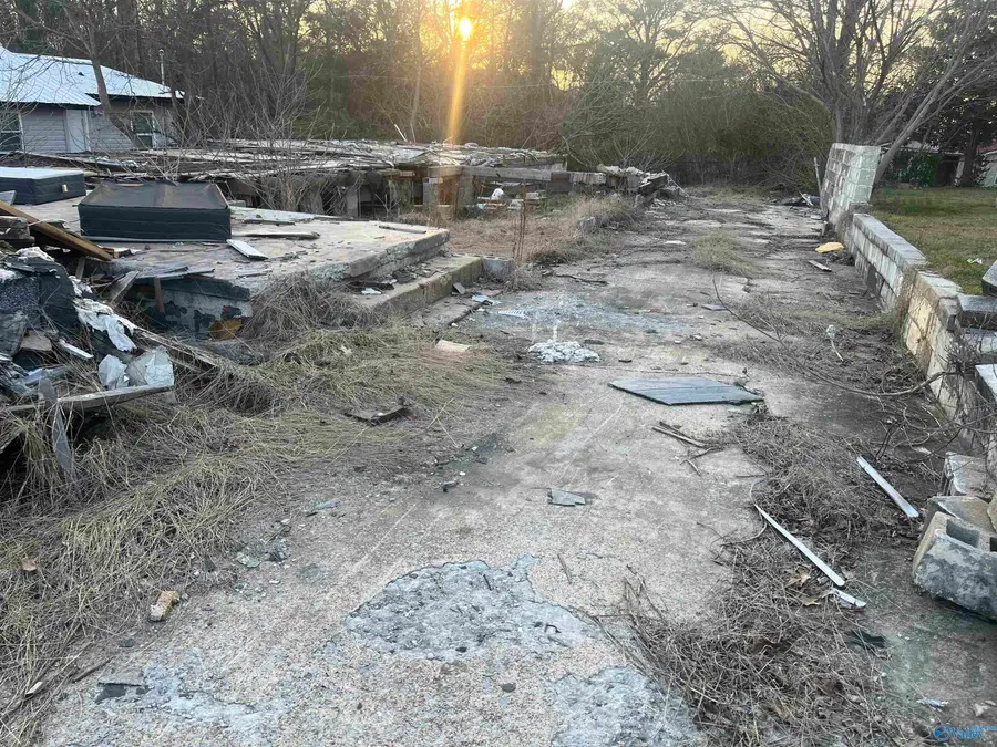 507 Chester Street, Gadsden, AL 35901 - #3