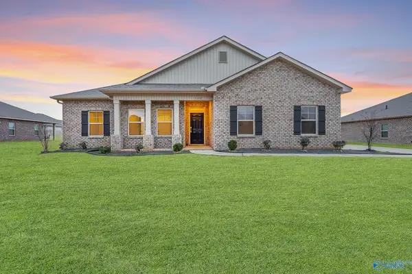 300 Dinner Tree Square, Huntsville, AL 35811