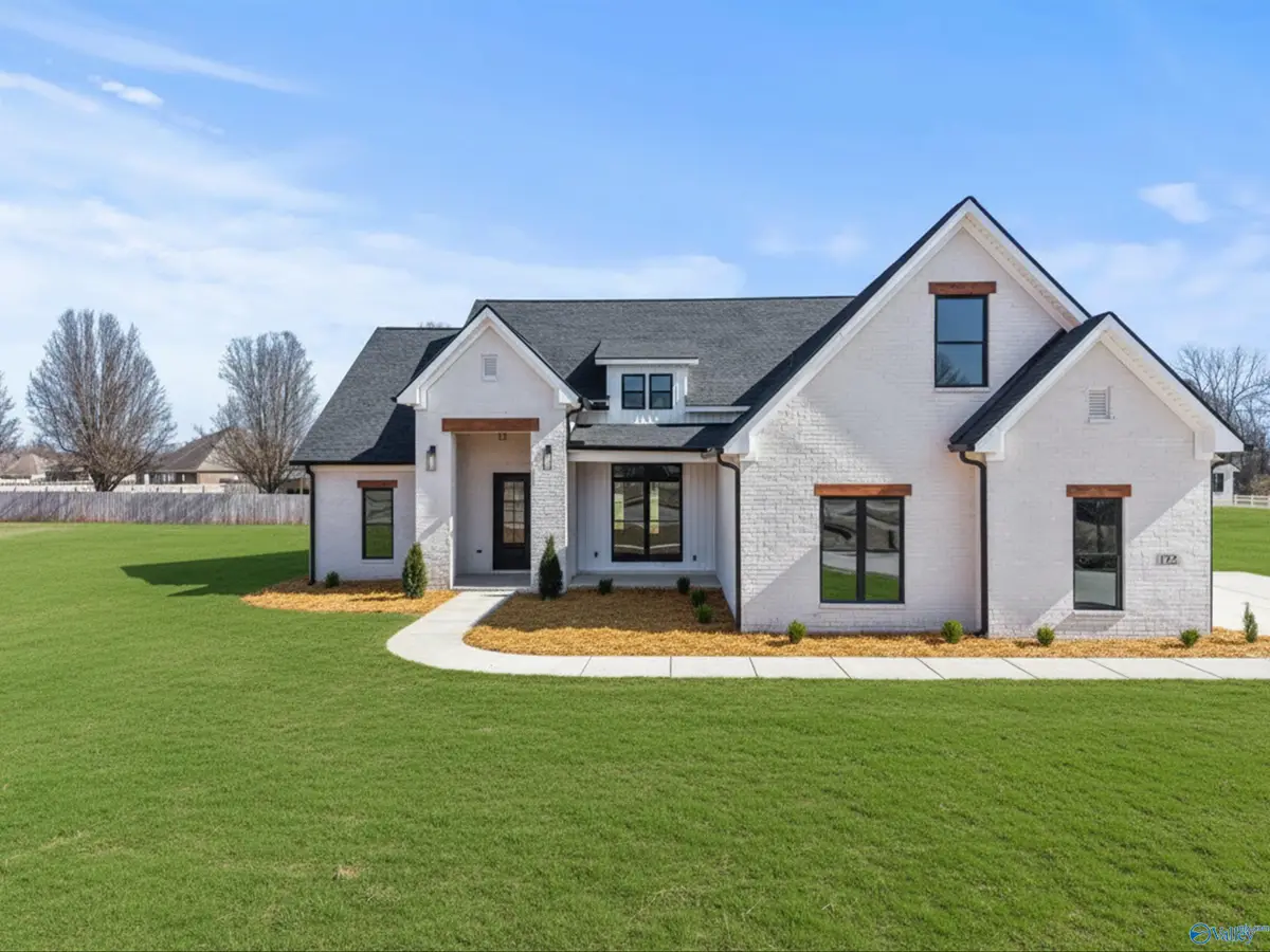 122 Eden Lane, Huntsville, AL 35811 - #1