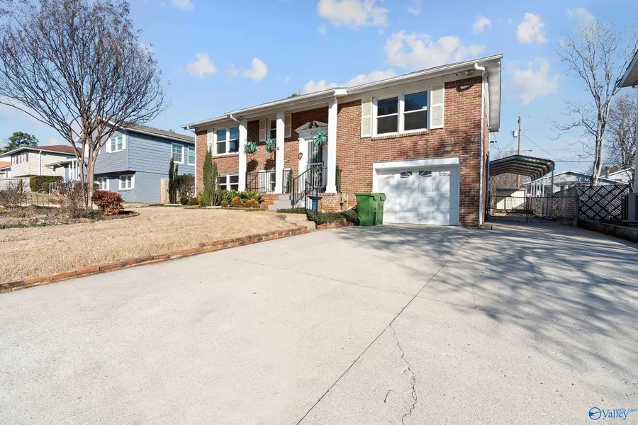 3209 Bluecrest Street Sw, Huntsville, AL 35805 - #2