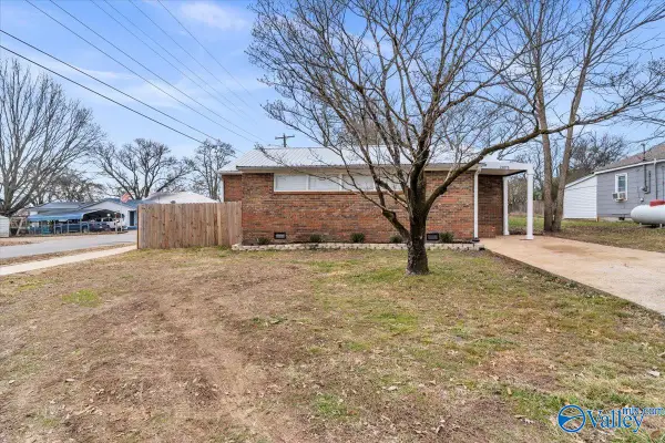 29875 1st Avenue E, Ardmore, AL 35739