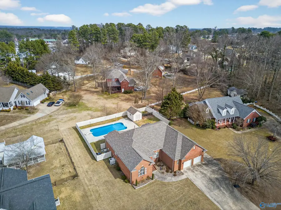 1325 Ponderosa Avenue, Albertville, AL 35950 - #3