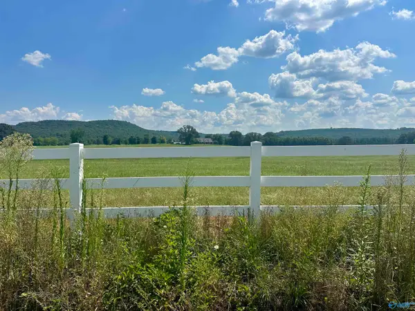 Tract F Old Memphis Pike, Tuscumbia, AL 35674