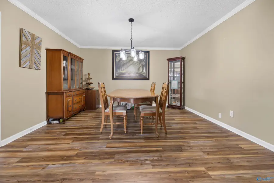 108 South Hawk Drive, Rainbow City, AL 35906 - #2