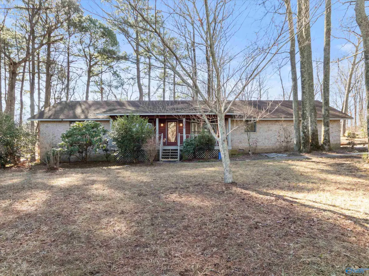 108 Mountain Oaks Drive, Gurley, AL 35748 - #1
