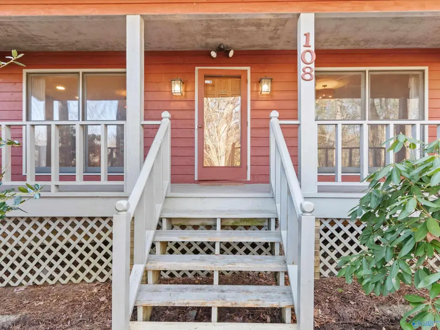 108 Mountain Oaks Drive, Gurley, AL 35748 - #3