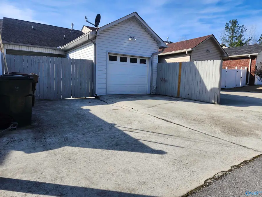 1208 Autumn Lane, Hartselle, AL 35640 - #2