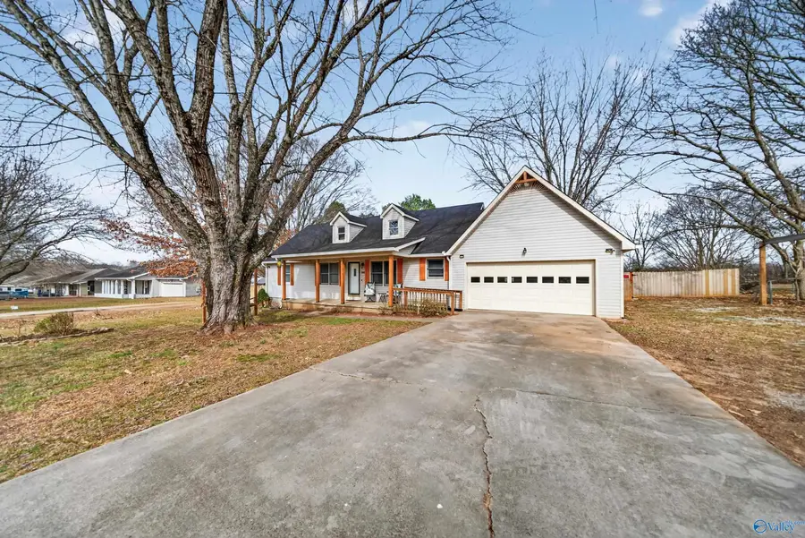 458 Comet Drive, Toney, AL 35773 - #2