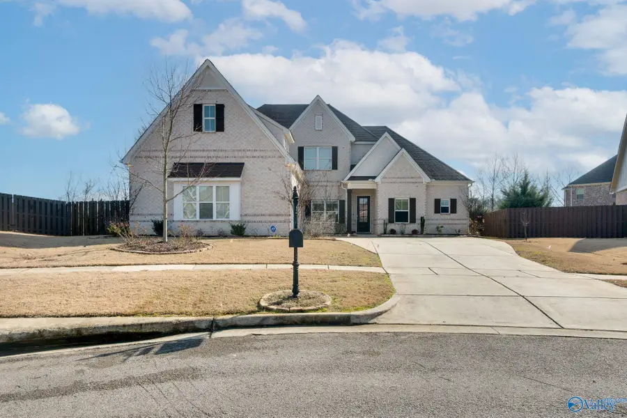 103 Willow Lake Circle Sw, Huntsville, AL 35824 - #2